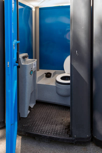 Best Emergency porta potty rental  in Cassopolis, MI
